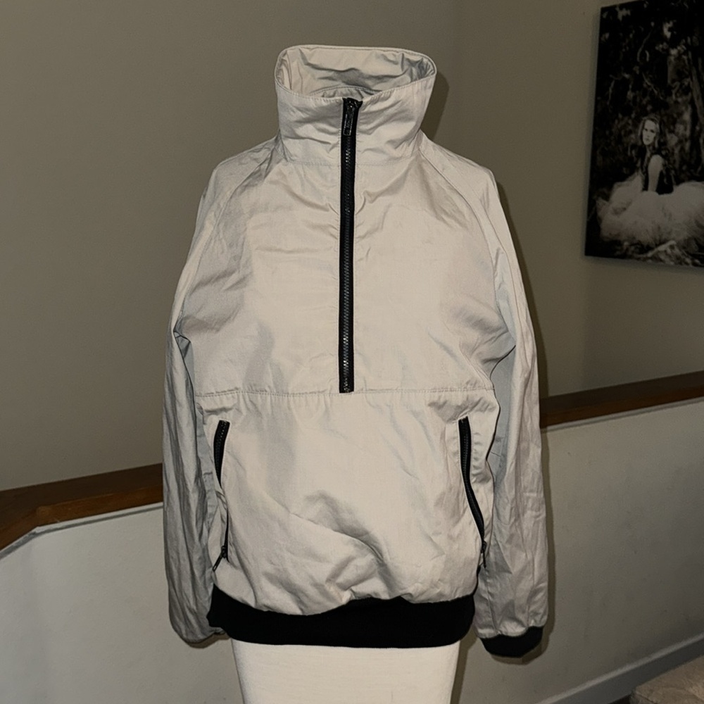 Vintage Nils Windbreaker Pullover Jacket tan and black size small barn style